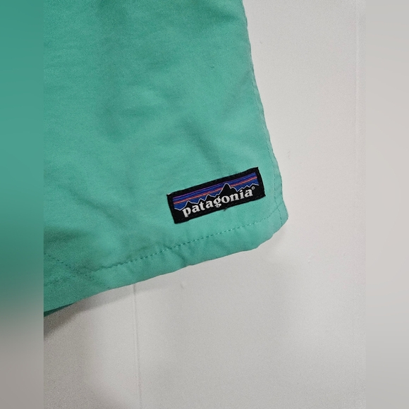 Patagonia Men’s Teal Baggies Shorts - Picture 3 of 5